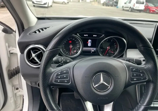 Mercedes-Benz GLA cena 109965 przebieg: 93000, rok produkcji 2019 z Garwolin małe 254